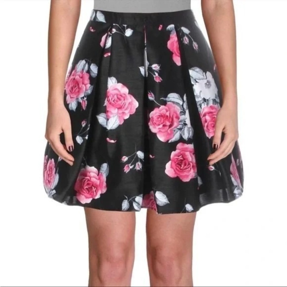 Sequin Hearts Jr. 3 Black & Pink Floral Flared Pleated Mini Skirt Harajuku
